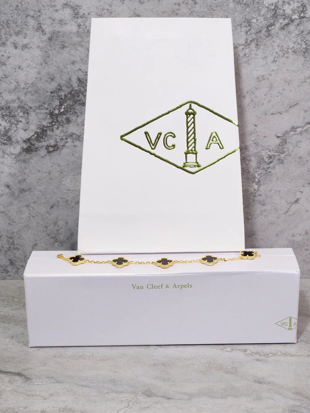 Van Cleef & Arpels Vintage Alhambra Black Onyx Bracelet✨️